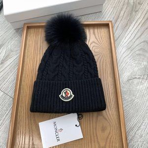 Moncler knitted pompom cap